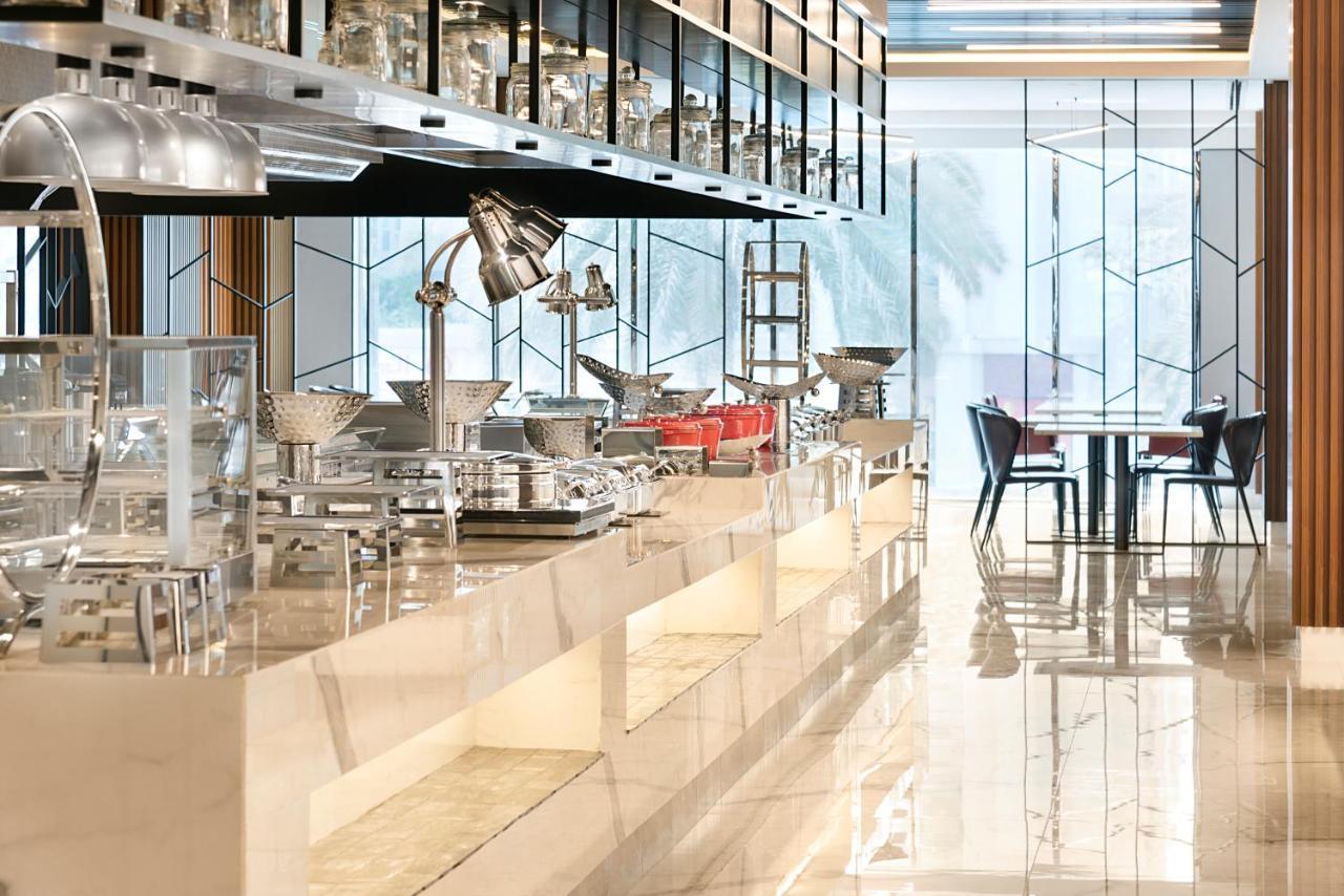 Asiana Grand Hotel Дубай Экстерьер фото The kitchen at the restaurant
